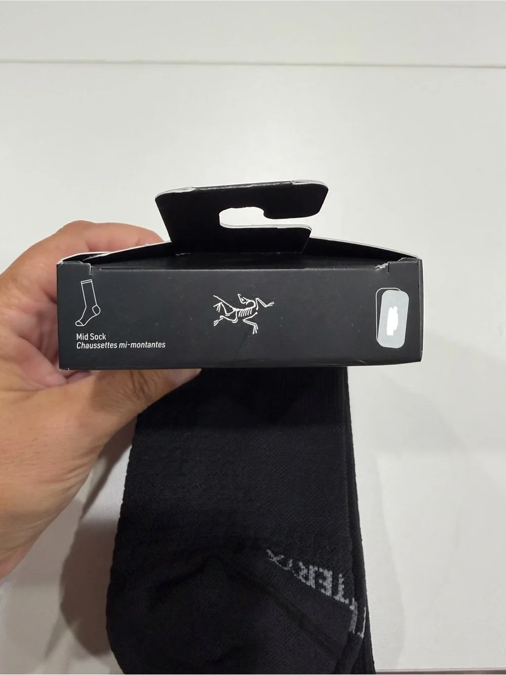 Arc’teryx Men's Medium Synthetic Mid Crew Sock Black NWT Focused Cushion Hiking
